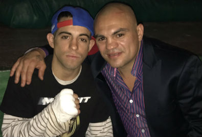 Barrios Jr arrasÃ³ en su debut profesional